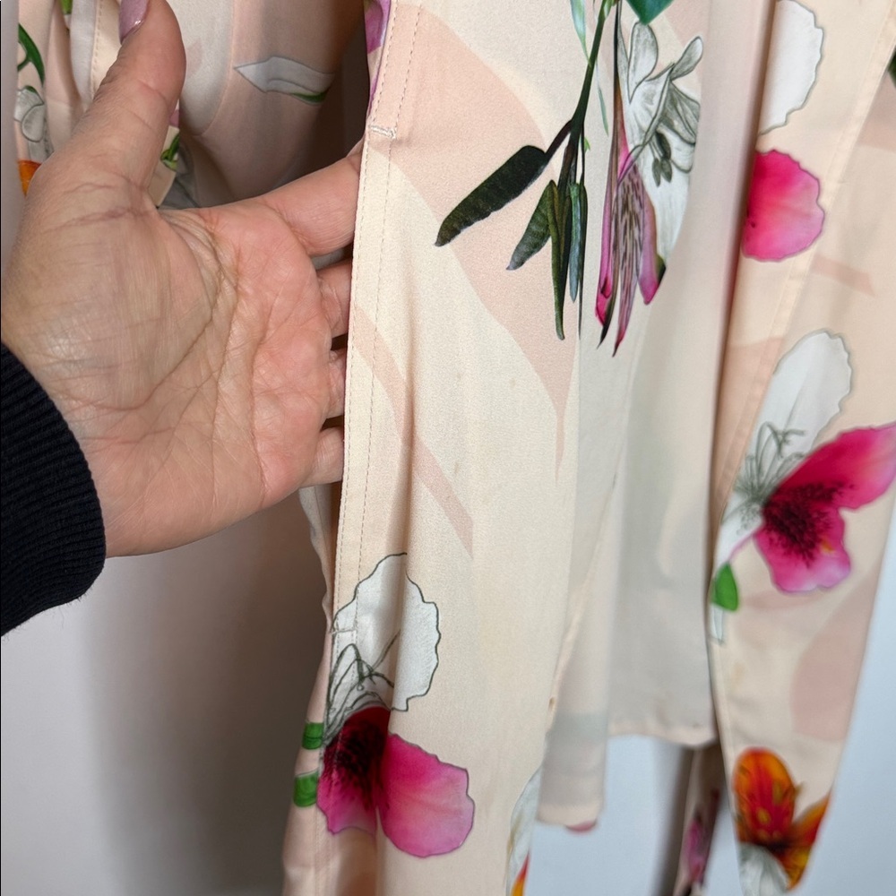 Aritzia Babaton Mediume Quincey Cream and Pink Floral Jacket - Picture 5 of 8